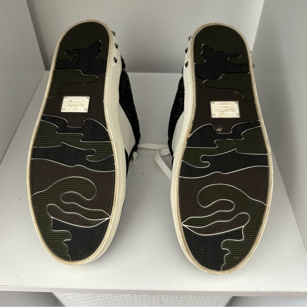 EUC Valentino Garavani Glitter Rockstud Lace Up Sneakers BLACK  37.5  FLY CREW - Picture 7 of 13